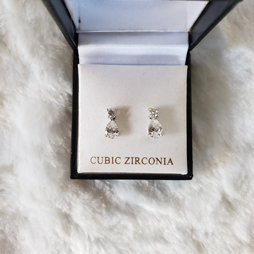Cubic Zirconia Minimalist Drop Earrings
